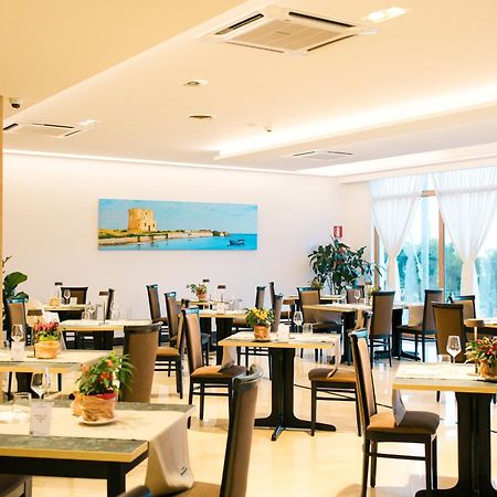 Hotel Scoglio Degli Achei Торре-Санта-Сабина Экстерьер фото