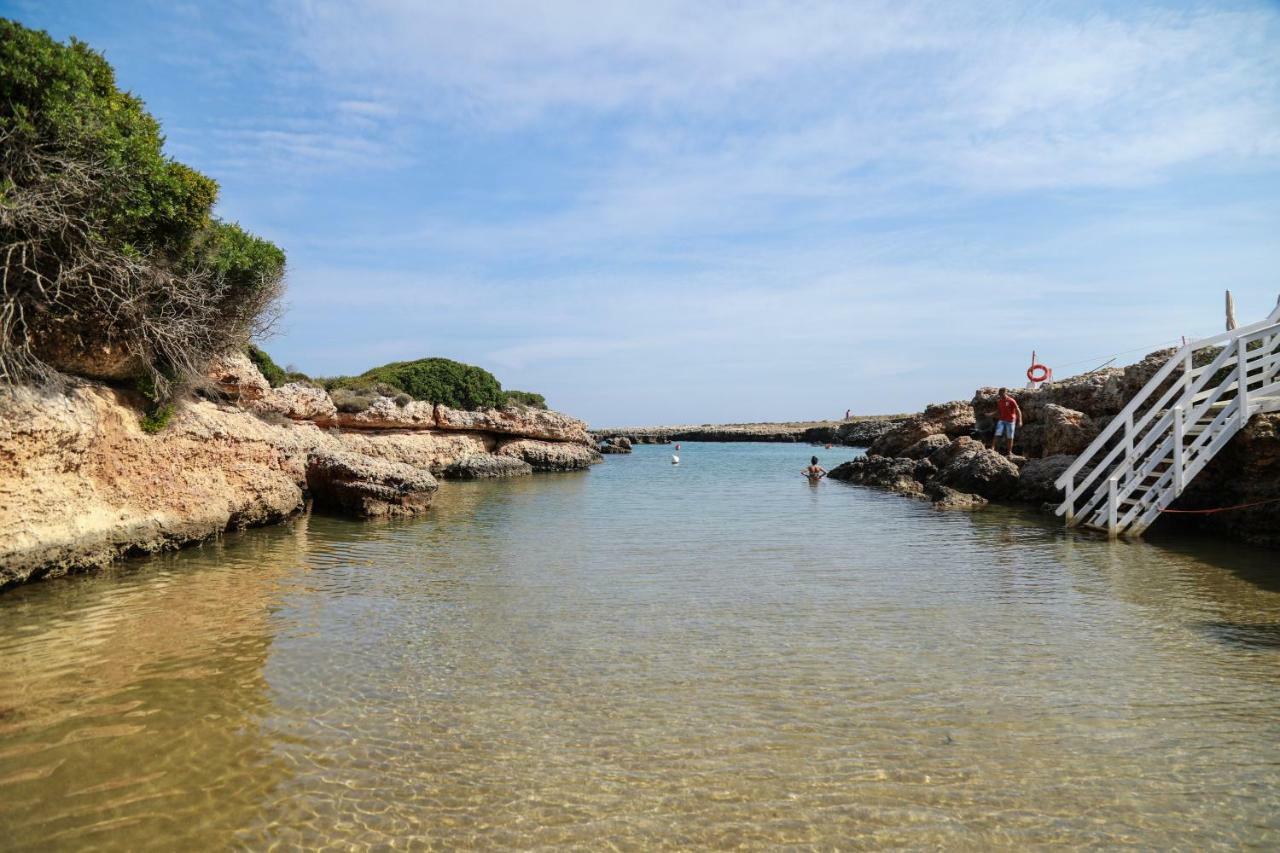 Hotel Scoglio Degli Achei Торре-Санта-Сабина Экстерьер фото